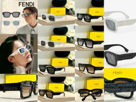 Picture of Fendi Sunglasses _SKUfw54112700fw
